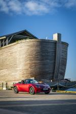 Mazda MX-5 Convertible Sport Tech 2020 года (UK)